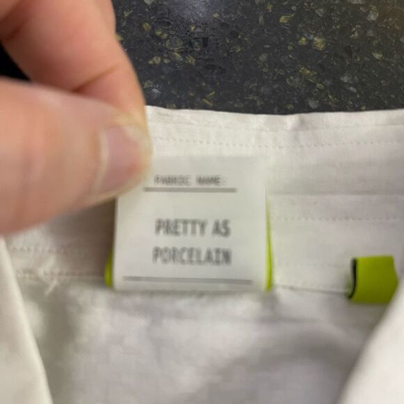 Craig Taylor White Herringbone Button-Front Shirt | Ruffled Cuff - Picture 6 of 7